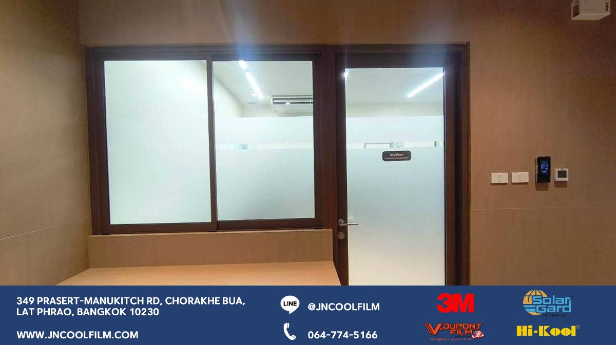 Add a touch of elegance by applying frosted white stickers to partition the rooms at Wellness Hospital. - photo 4
